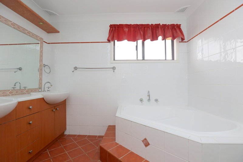 Photo - 523 Marion Street, Georges Hall NSW 2198 - Image 9