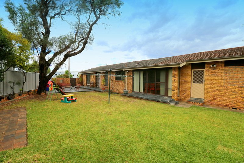 Photo - 523 Marion Street, Georges Hall NSW 2198 - Image 13