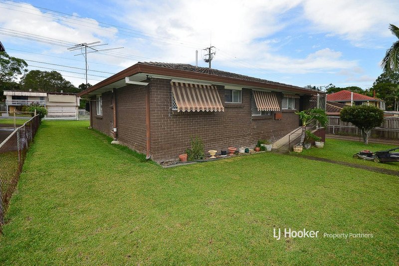 Photo - 523 Newnham Road, Upper Mount Gravatt QLD 4122 - Image 18