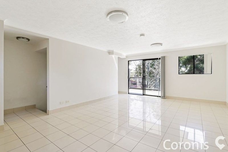 Photo - 5/237 Gympie Road, Kedron QLD 4031 - Image 3