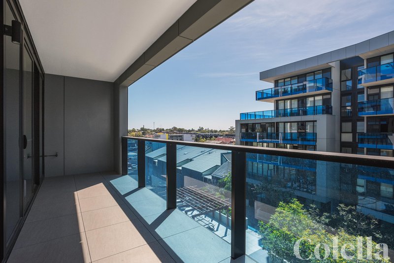 Photo - 523/8 Railway Road, Cheltenham VIC 3192 - Image 4