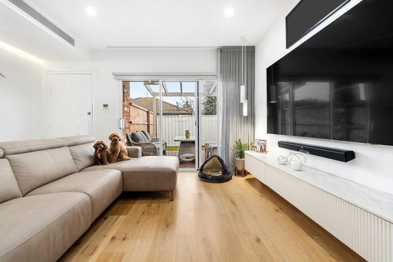 Photo - 5/24 Barry Street, Reservoir VIC 3073 - Image 2