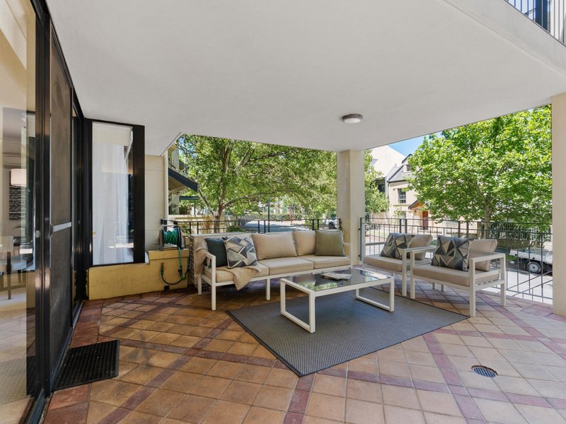 Photo - 5/24 Constitution Street, East Perth WA 6004 - Image 9