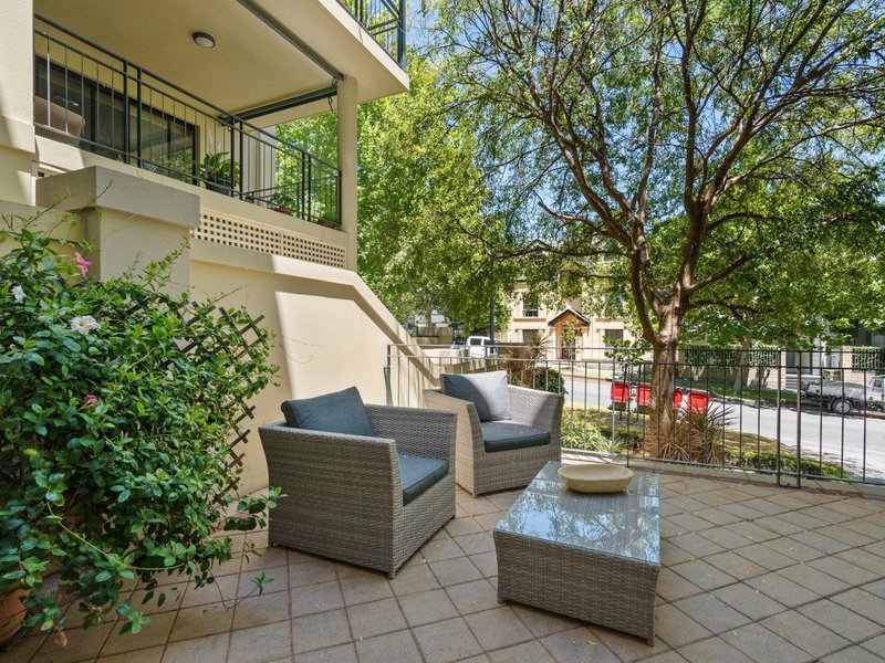 Photo - 5/24 Constitution Street, East Perth WA 6004 - Image 23