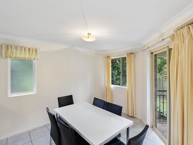 Photo - 5/24 Depper Street, St Lucia QLD 4067 - Image 11