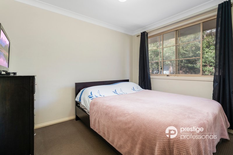 Photo - 5/24 Gunsynd Avenue, Casula NSW 2170 - Image 5