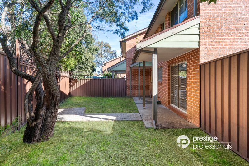 Photo - 5/24 Gunsynd Avenue, Casula NSW 2170 - Image 9
