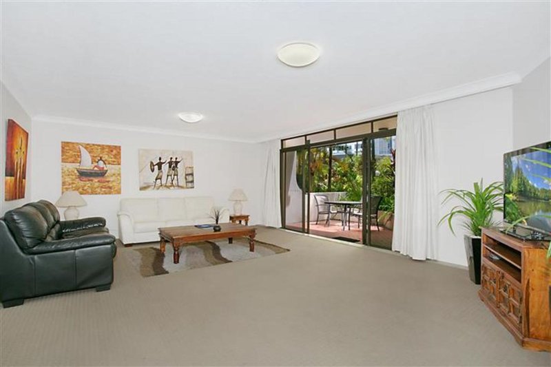 Photo - 5/24 Hamilton Avenue, Surfers Paradise QLD 4217 - Image 3