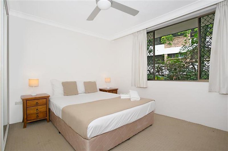 Photo - 5/24 Hamilton Avenue, Surfers Paradise QLD 4217 - Image 6