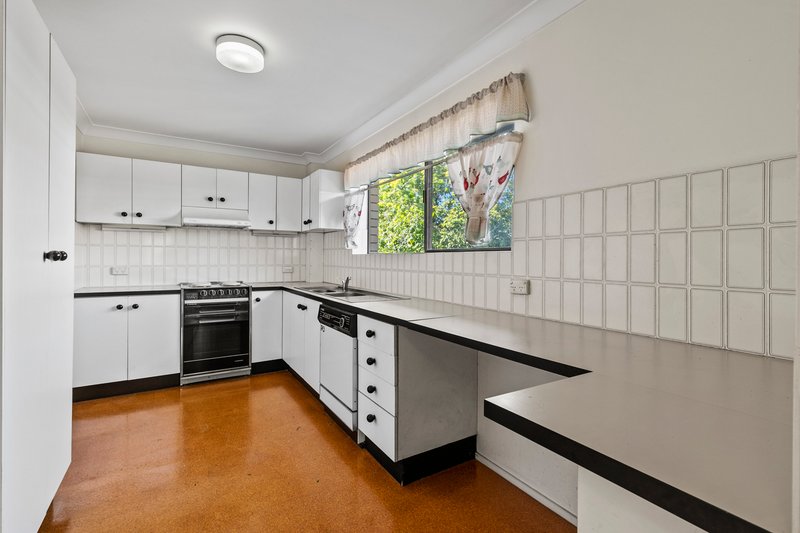 Photo - 5/24 Mcilwraith Street, Auchenflower QLD 4066 - Image 3