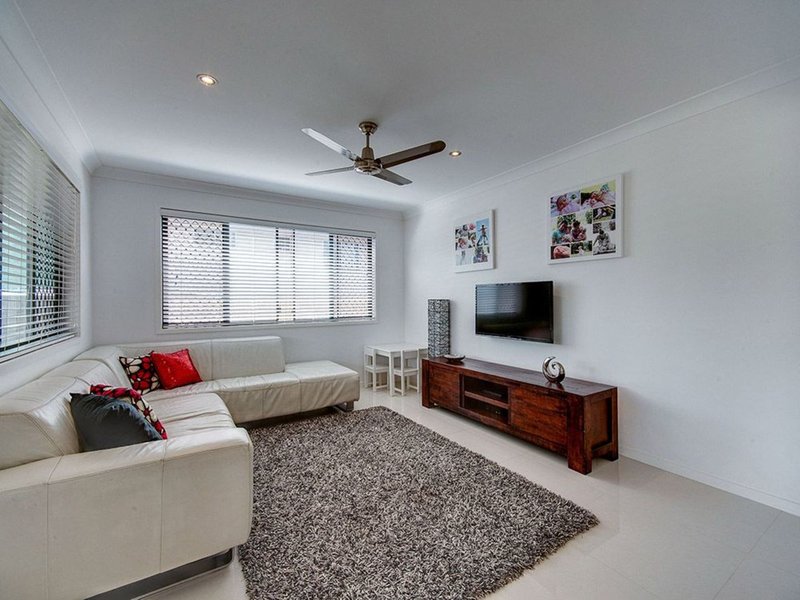 Photo - 524 Zillmere Road, Zillmere QLD 4034 - Image 4