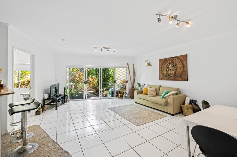 Photo - 5/25-27 Digger Street, Cairns North QLD 4870 - Image 3