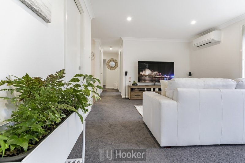 Photo - 5/25-27 Lurnea Crescent, Valentine NSW 2280 - Image 4