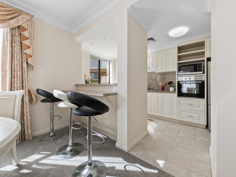 Photo - 5/25 Haig Park Circle, East Perth WA 6004 - Image 4