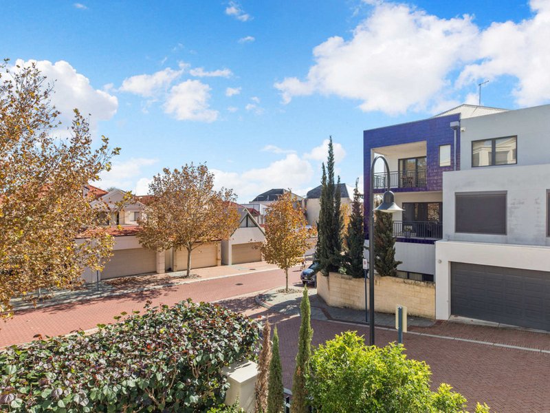 Photo - 5/25 Haig Park Circle, East Perth WA 6004 - Image 13