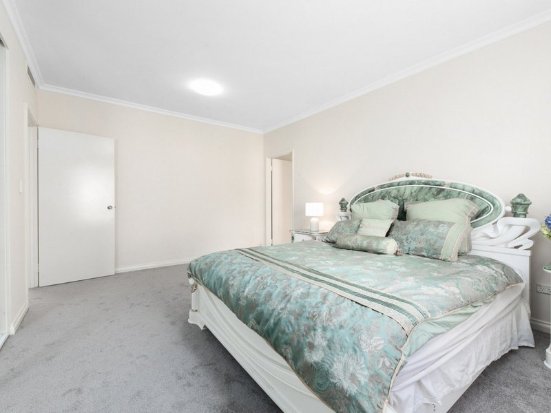 Photo - 5/25 Haig Park Circle, East Perth WA 6004 - Image 15