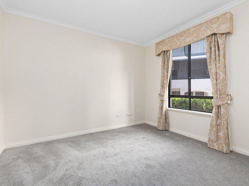 Photo - 5/25 Haig Park Circle, East Perth WA 6004 - Image 13