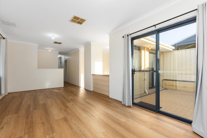 Photo - 5/25 Norman Street, St James WA 6102 - Image 4