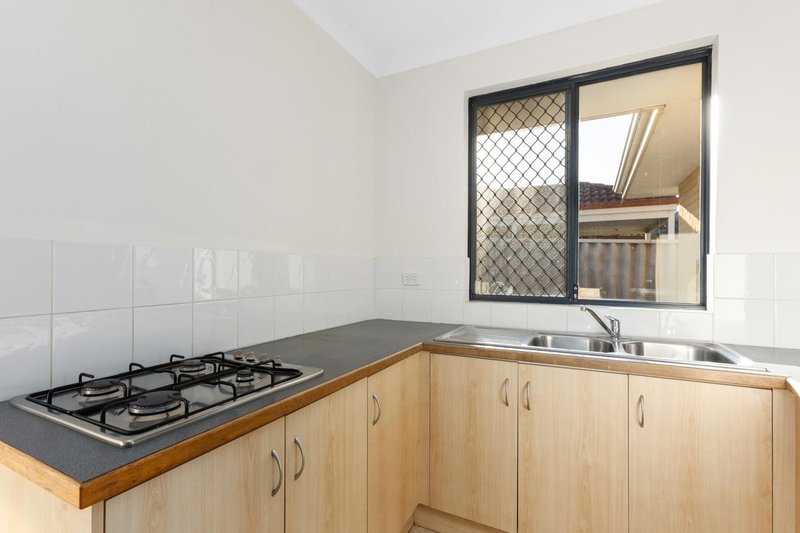 Photo - 5/25 Norman Street, St James WA 6102 - Image 6