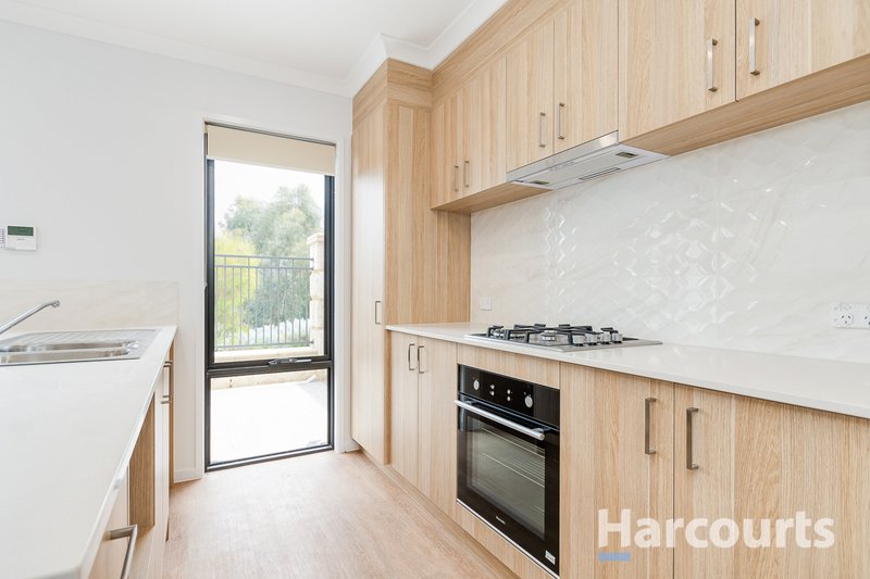 Photo - 5/25 Rosso Meander, Woodvale WA 6026 - Image 11