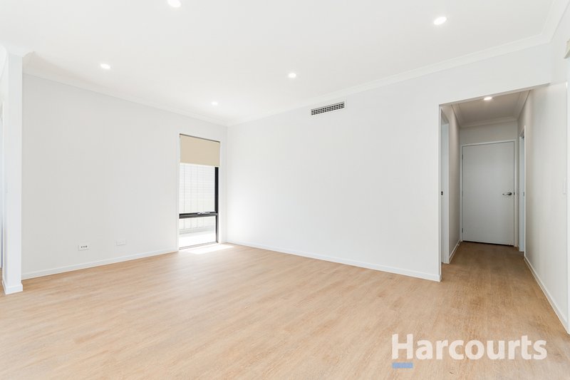 Photo - 5/25 Rosso Meander, Woodvale WA 6026 - Image 13