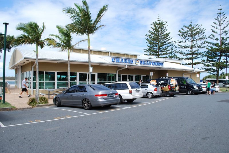 Photo - 5/250 Marine Parade, Labrador QLD 4215 - Image 12