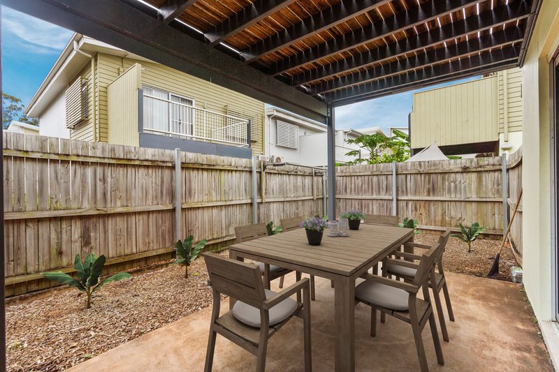 Photo - 52/57-63 Mary Street, Kingston QLD 4114 - Image 13