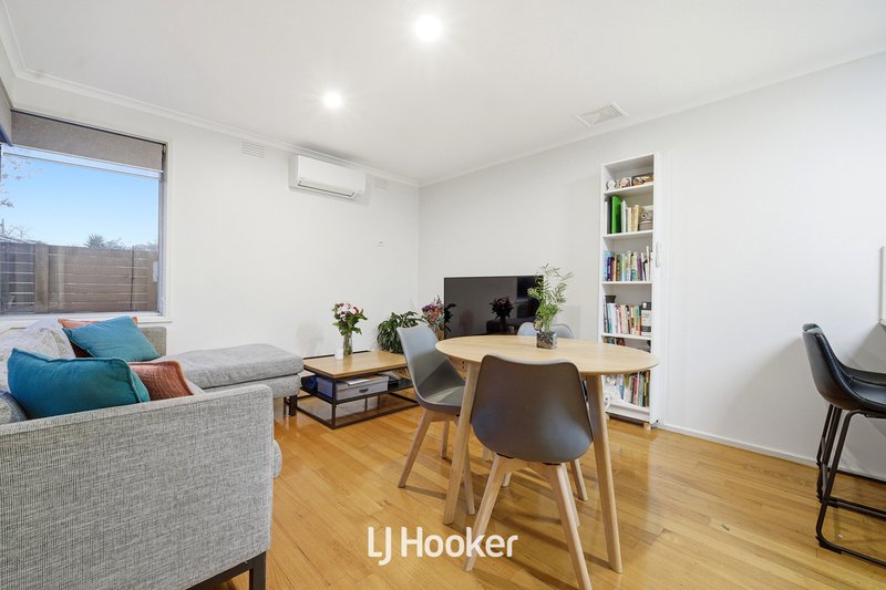 Photo - 5/26 Camelia Grove, Cheltenham VIC 3192 - Image 4