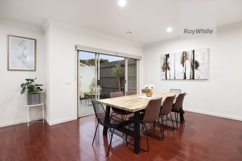 Photo - 5/26 Hillcrest Drive, Westmeadows VIC 3049 - Image 5