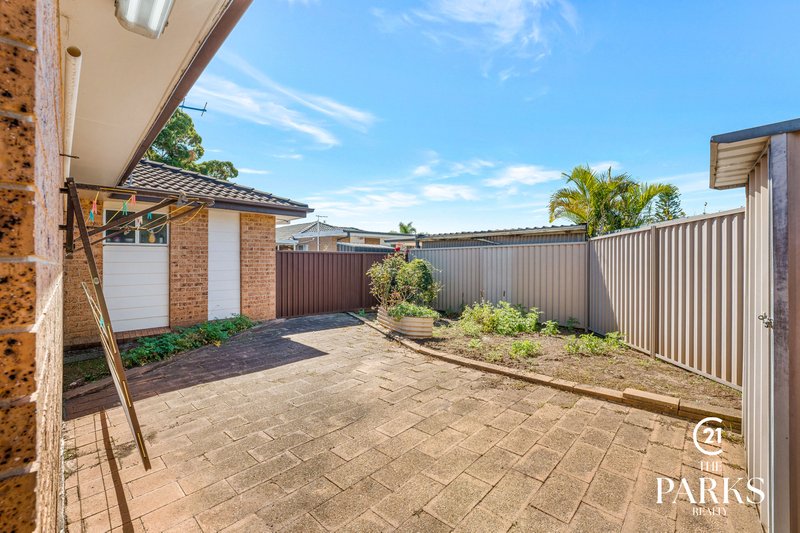 Photo - 5/26 Turquoise Crescent, Bossley Park NSW 2176 - Image 7