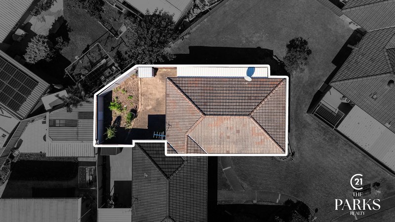 Photo - 5/26 Turquoise Crescent, Bossley Park NSW 2176 - Image 8