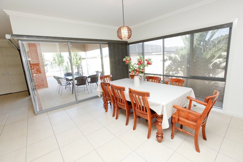 Photo - 526 Walnut Avenue, Mildura VIC 3500 - Image 13