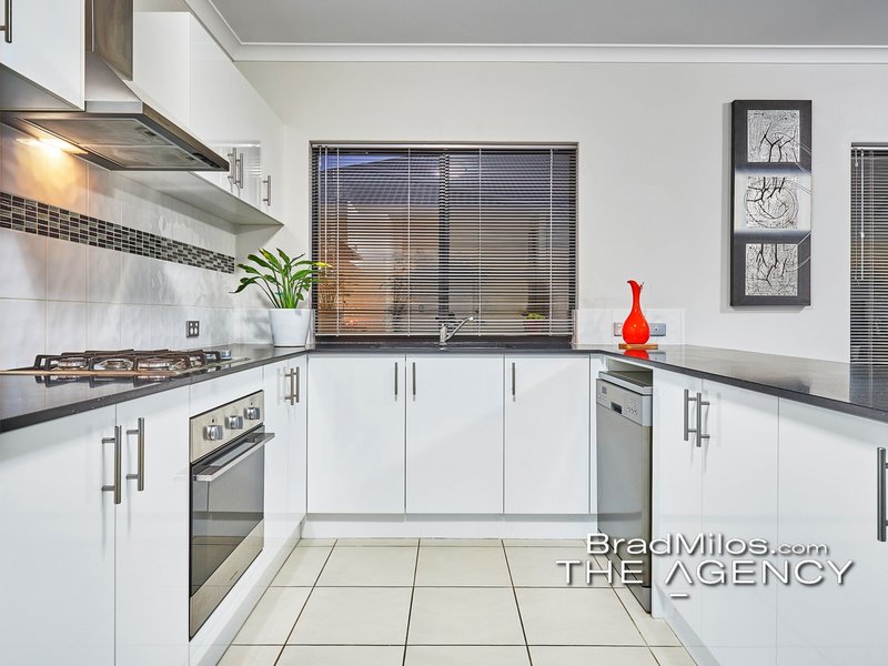 Photo - 5/27 Apium Mews, Lake Coogee WA 6166 - Image 6