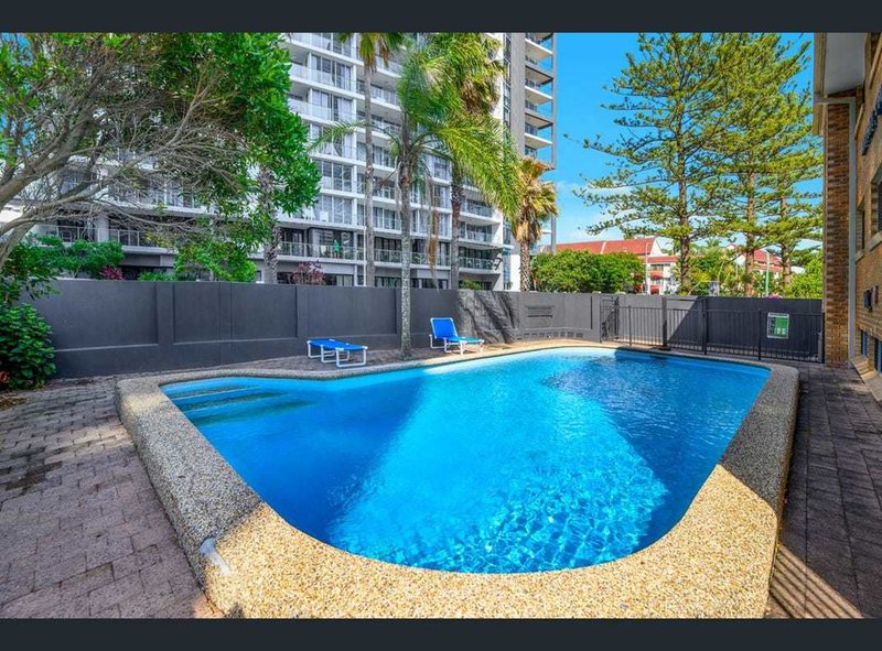 Photo - 5/27 Enderley Ave , Surfers Paradise QLD 4217 - Image 16