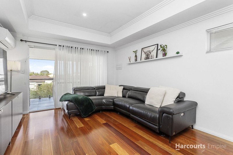 Photo - 5/27 Green Avenue, Balcatta WA 6021 - Image 6