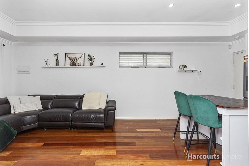 Photo - 5/27 Green Avenue, Balcatta WA 6021 - Image 9