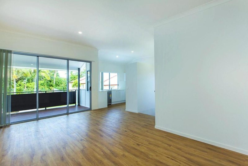 Photo - 5/27 Marjorie Street, Mooloolaba QLD 4557 - Image 3