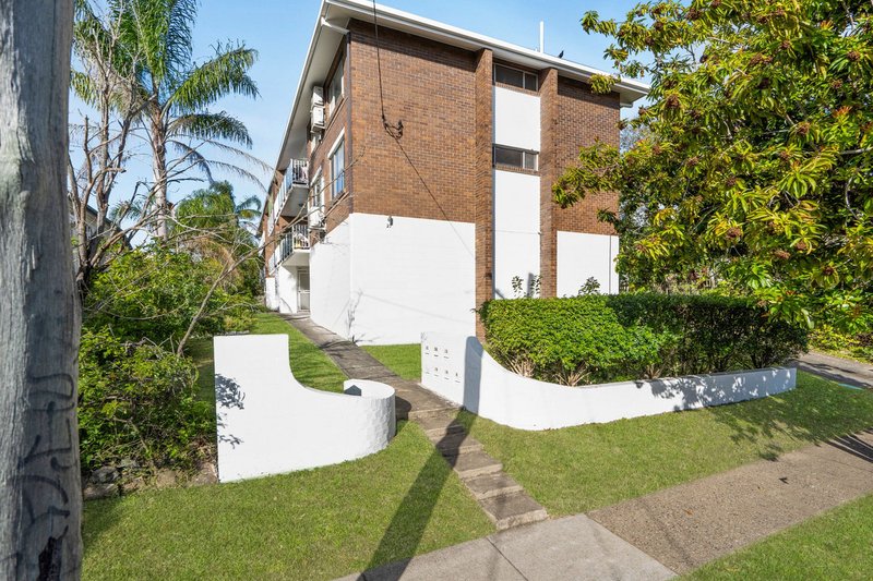 Photo - 5/27 Miles Street, Clayfield QLD 4011 - Image 1