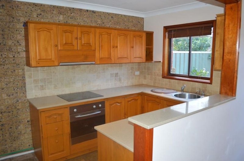 Photo - 5/27 Myee Road, Macquarie Fields NSW 2564 - Image 5