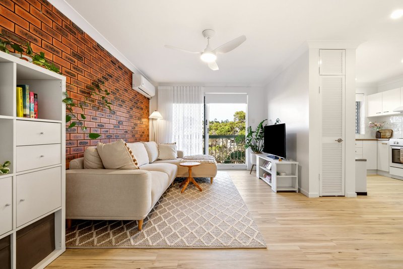 Photo - 5/27 Norfolk Street, Coorparoo QLD 4151 - Image 1