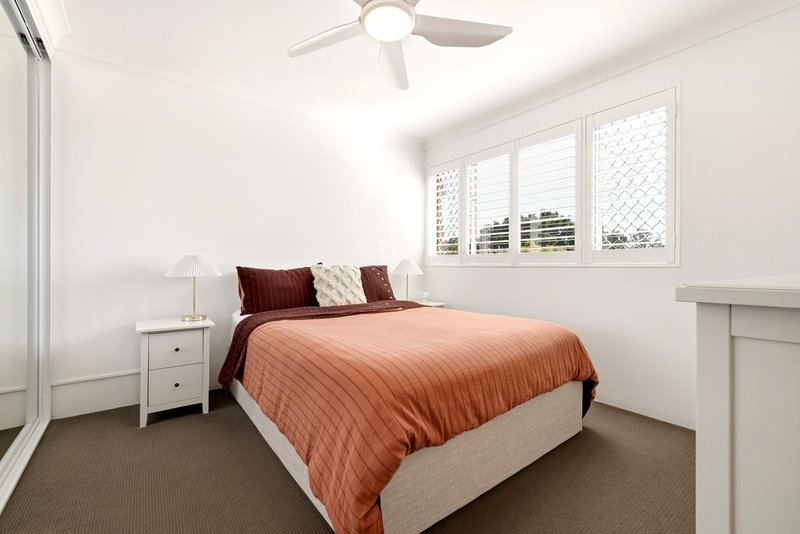Photo - 5/27 Norfolk Street, Coorparoo QLD 4151 - Image 9