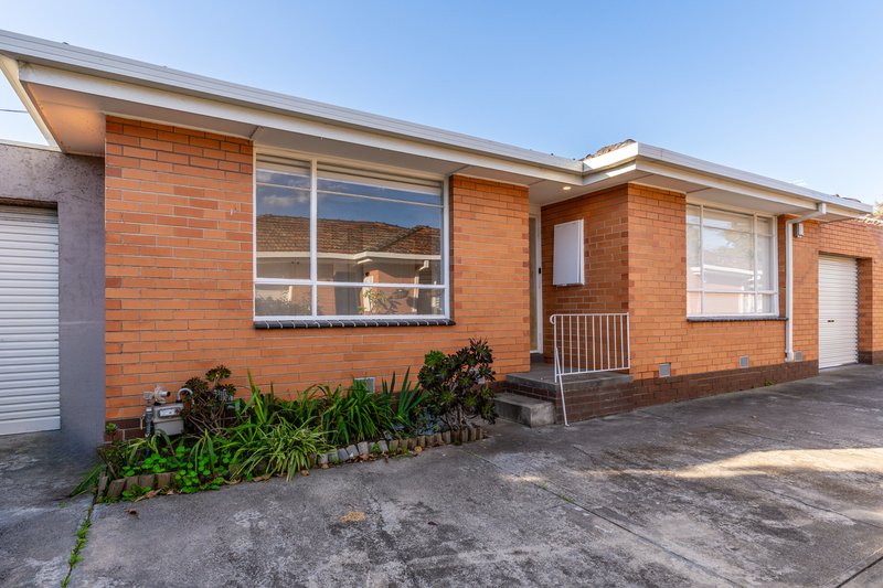 Photo - 5/28 Commercial Road, Footscray VIC 3011 - Image 1