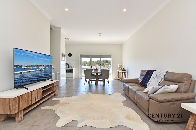 Photo - 5/28 Cowmeadow Road, Mount Hutton NSW 2290 - Image 3