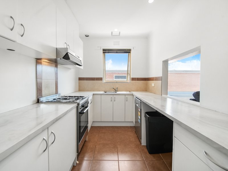 Photo - 5/28 Kelvinside Road, Noble Park VIC 3174 - Image 3