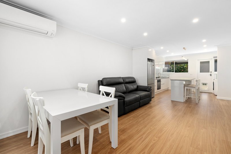 Photo - 5/28 Latrobe Street, Mentone VIC 3194 - Image 3