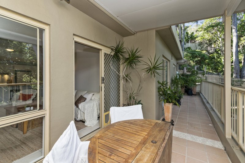 Photo - 5/28 Panorama Drive, Currumbin QLD 4223 - Image 5