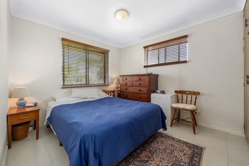 Photo - 5/28 Weston Street, Coorparoo QLD 4151 - Image 6