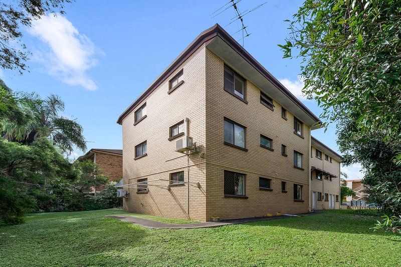 Photo - 5/28 Weston Street, Coorparoo QLD 4151 - Image 9