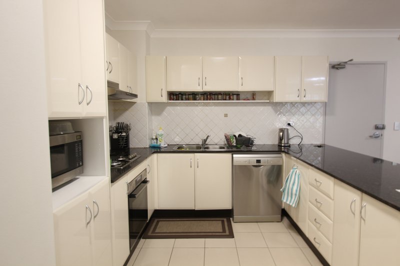 Photo - 5/29-31 Castlereagh Street, Liverpool NSW 2170 - Image 4