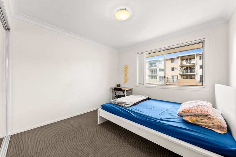 Photo - 5/29-33 Juers Street, Kingston QLD 4114 - Image 10